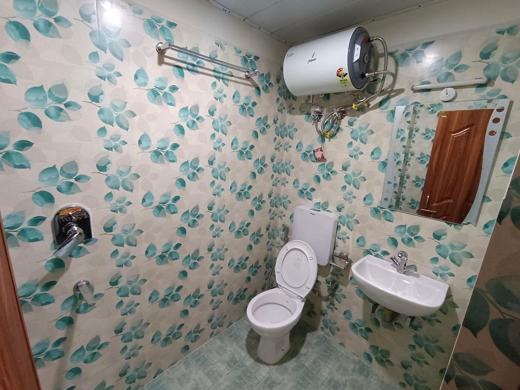 Shillong Perk Guest House Экстерьер фото