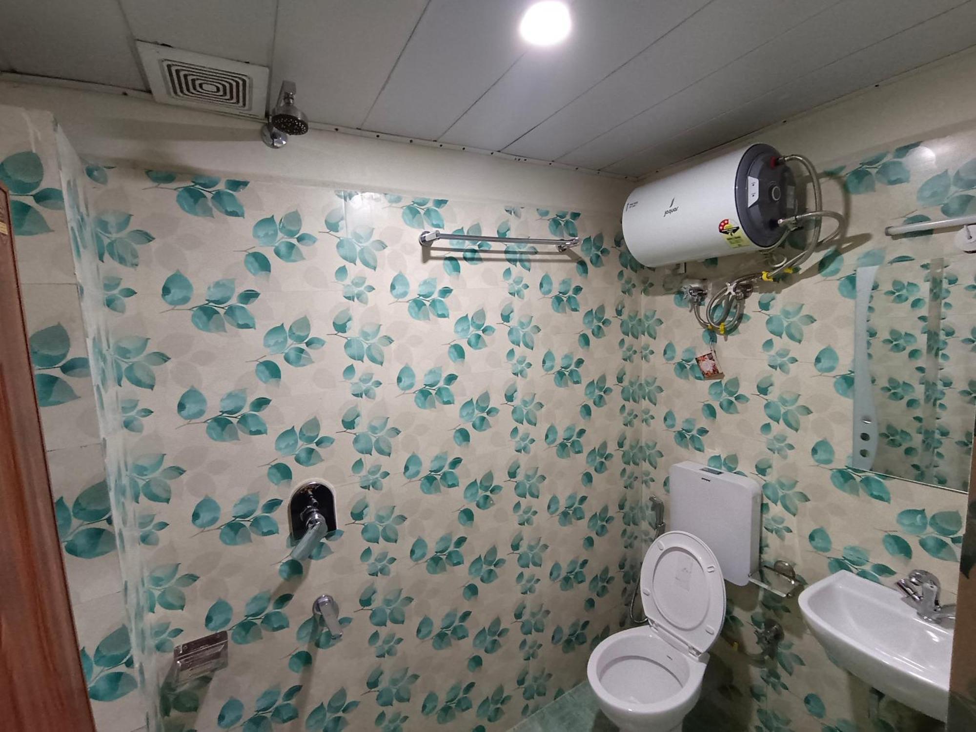 Shillong Perk Guest House Экстерьер фото